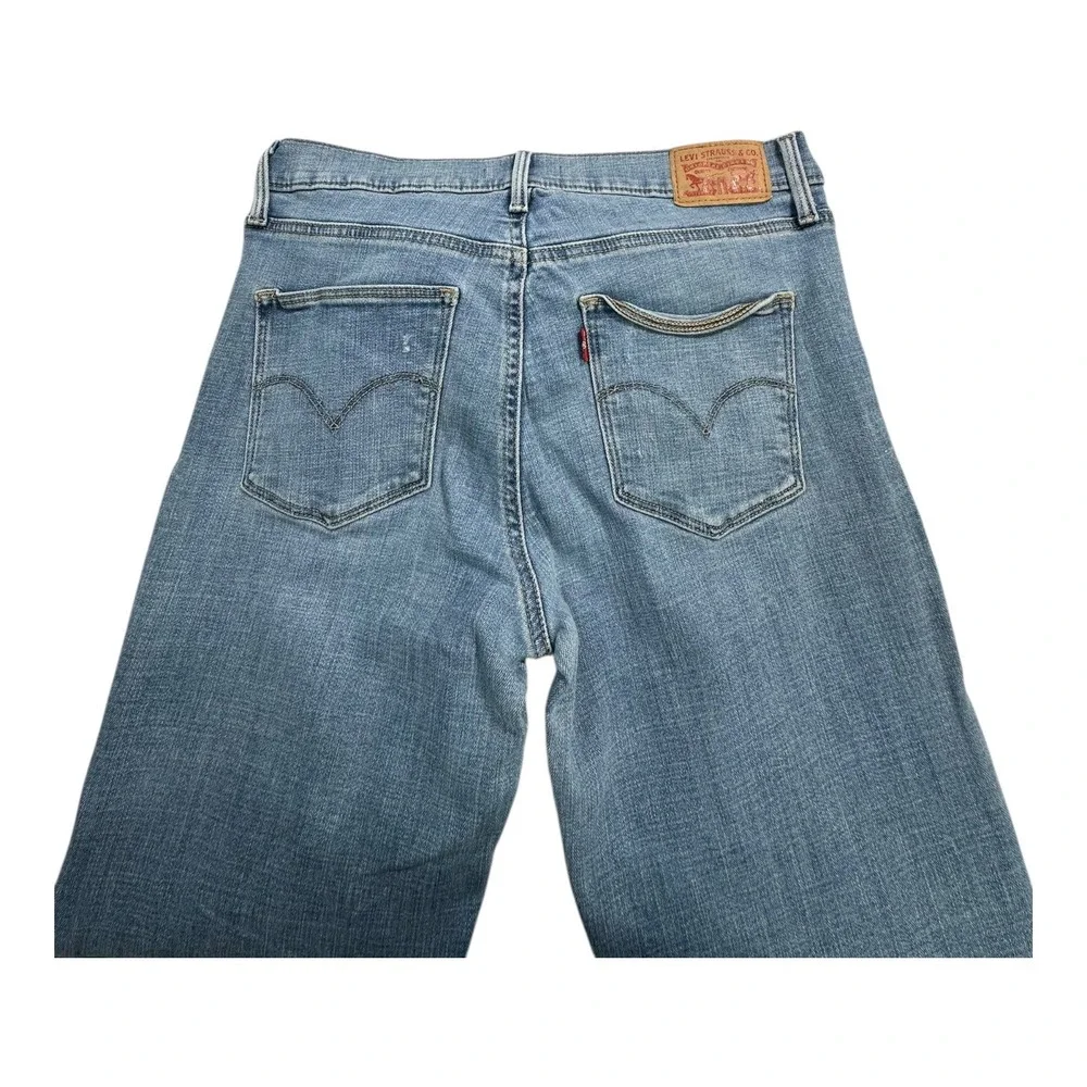 Levi's 721 Slimming Straight Jeans Medium Wash‎ Women's Size 29x30